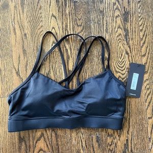 black Deer criss cross sports bra XL NWT